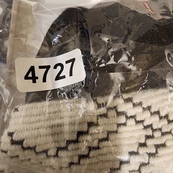 EXPRESS Women's Black Of White Sleevesless Back Zip Tank Top Size S - Picture 8 of 8